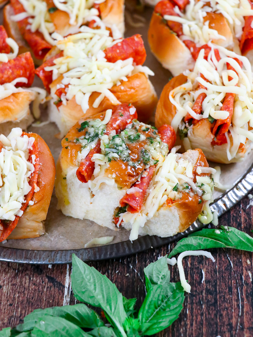 Garlic Knot Pizza Sliders (Easy Weeknight Dinner)